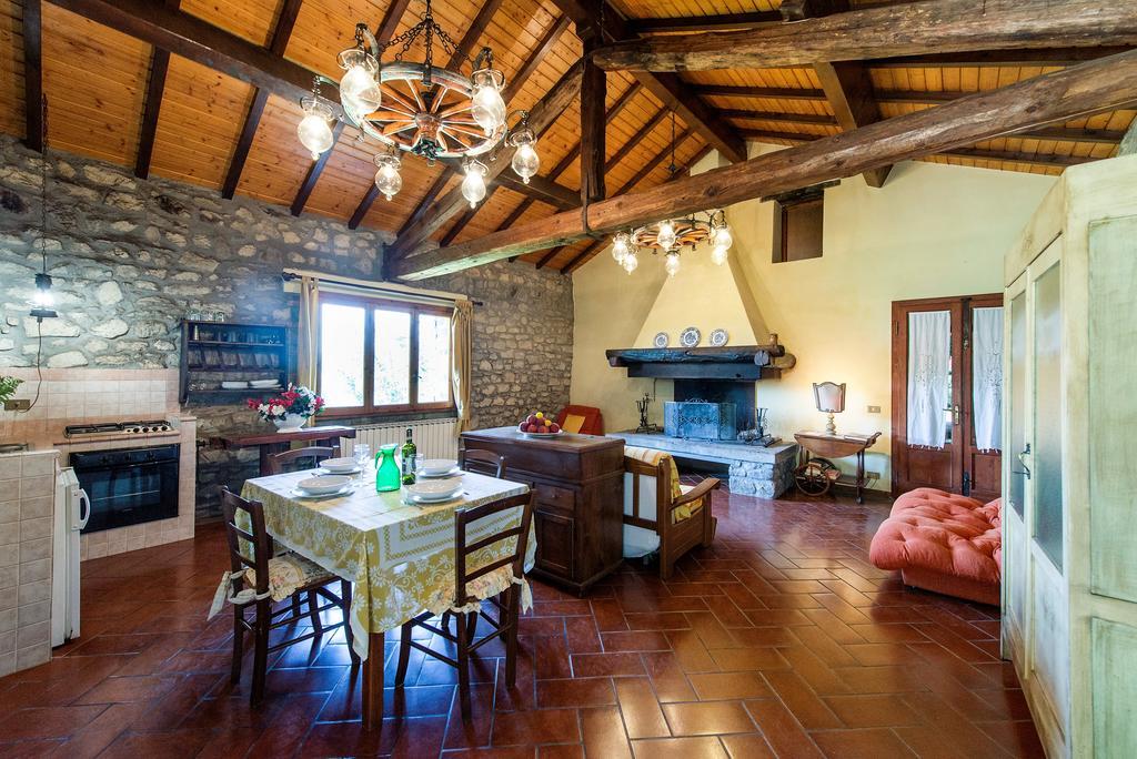 Agriturismo Il Gufo サン・マルチェッロ・ピストイエーゼ エクステリア 写真