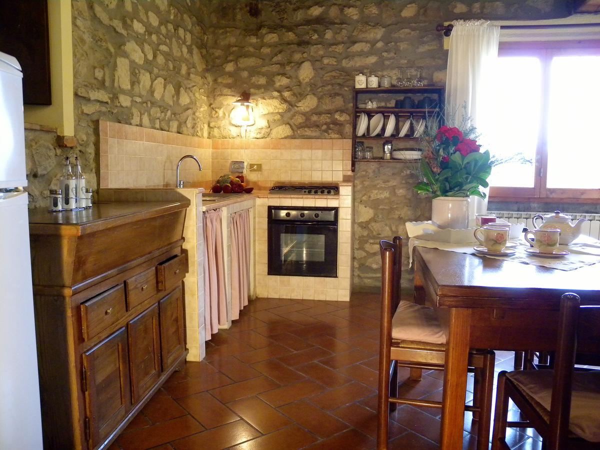 Agriturismo Il Gufo サン・マルチェッロ・ピストイエーゼ 部屋 写真